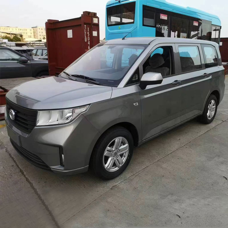 5 мест внедорожник 5 мест внедорожник